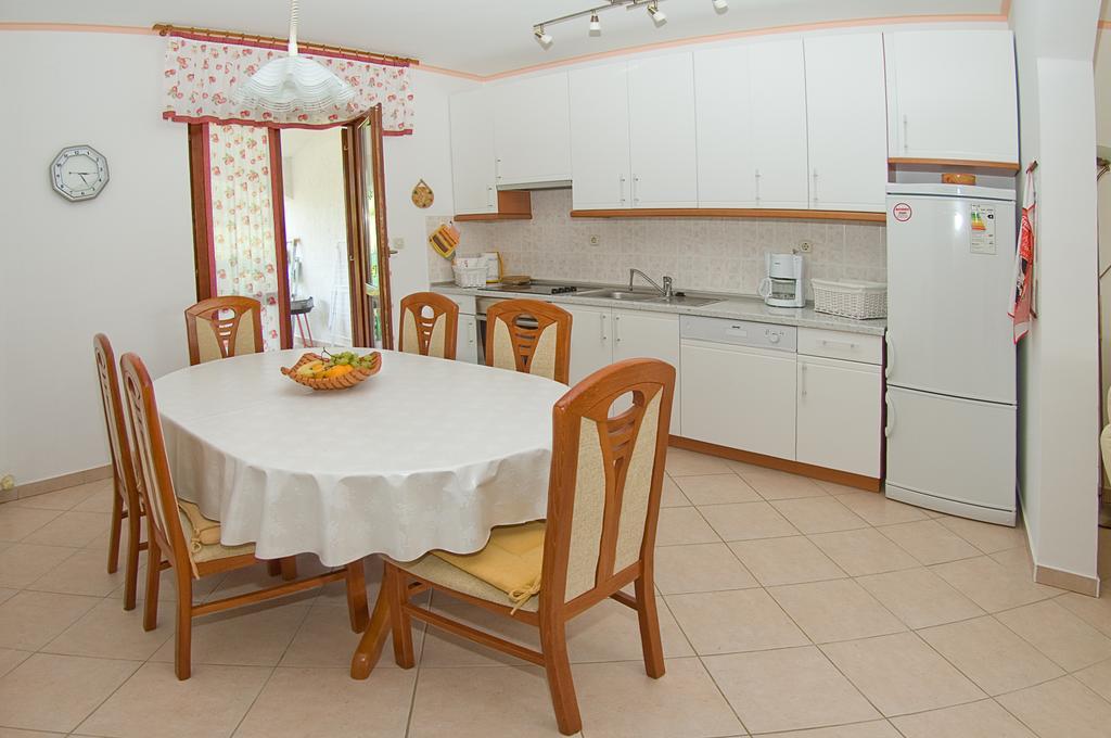 Holiday Home Magnolia Tar-Vabriga Værelse billede