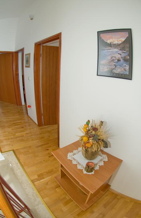 Holiday Home Magnolia Tar-Vabriga Eksteriør billede